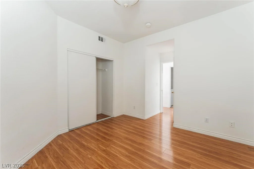 4741 Blue Moon, Las Vegas, NV 89147