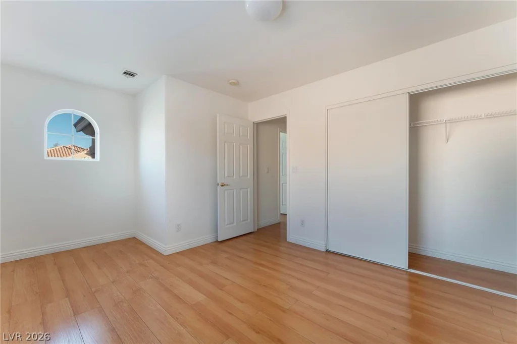 4741 Blue Moon, Las Vegas, NV 89147