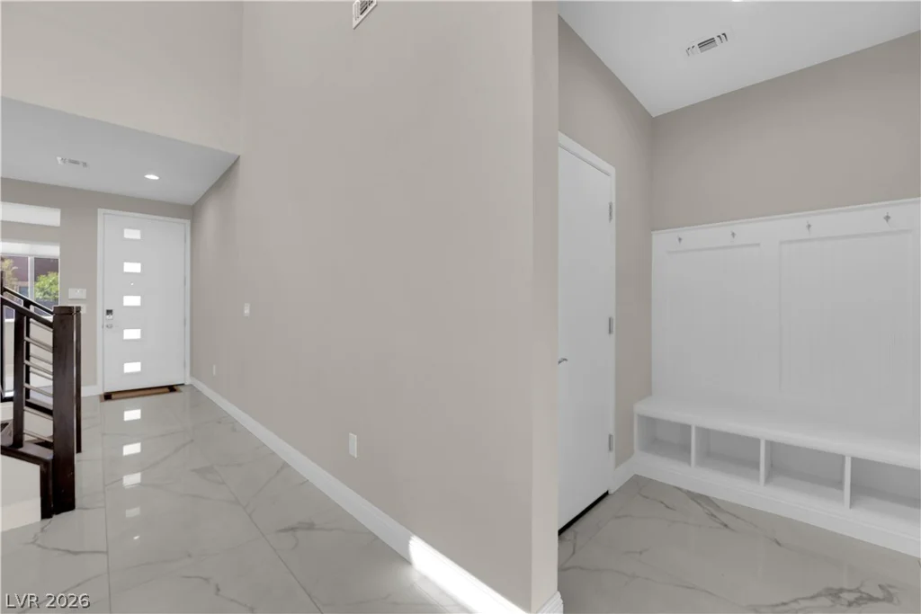 10254 Kesington, Las Vegas, NV 89135