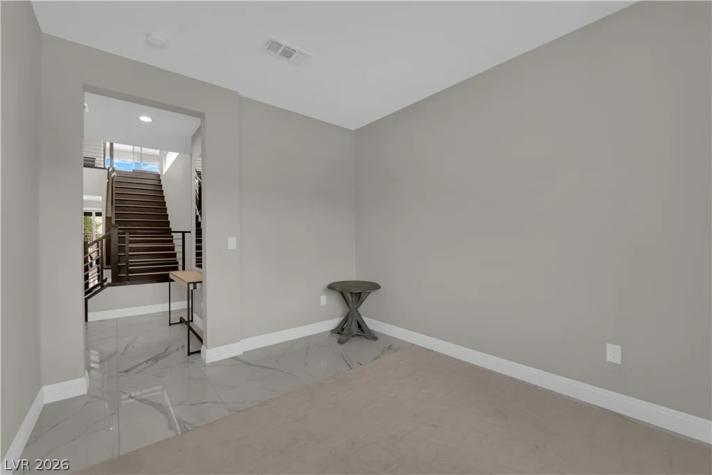 10254 Kesington, Las Vegas, NV 89135