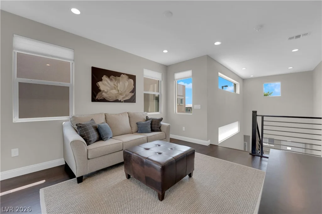 10254 Kesington, Las Vegas, NV 89135