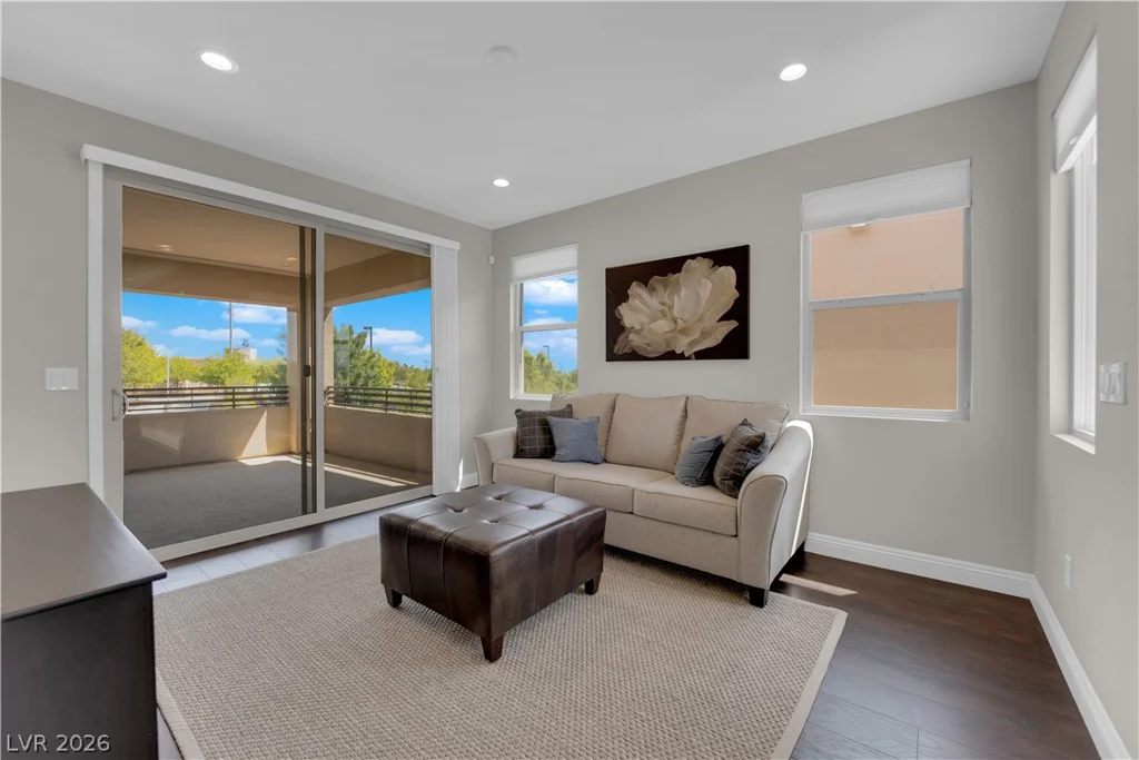 10254 Kesington, Las Vegas, NV 89135