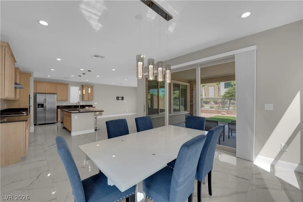 10254 Kesington, Las Vegas, NV 89135