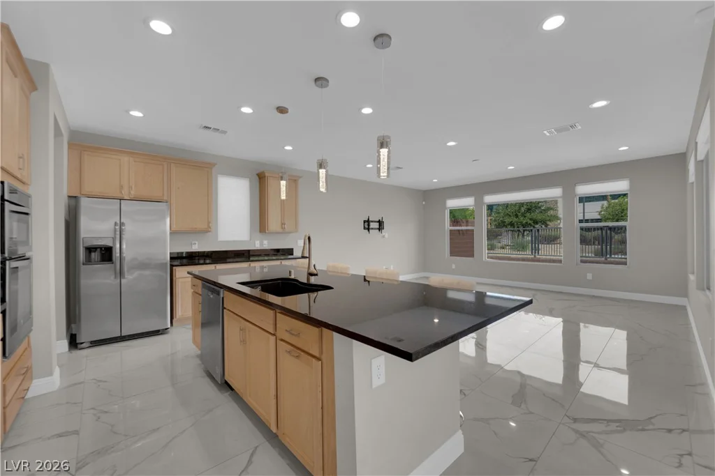 10254 Kesington, Las Vegas, NV 89135