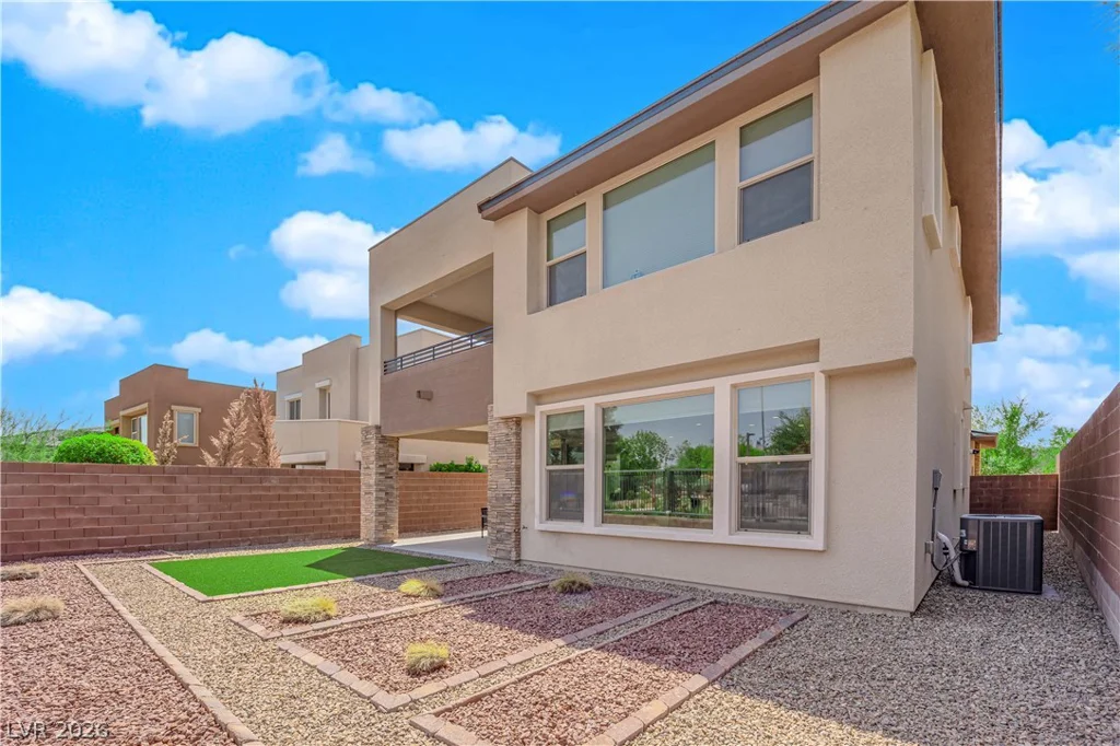 10254 Kesington, Las Vegas, NV 89135