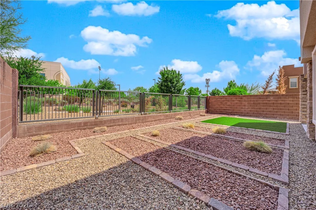 10254 Kesington, Las Vegas, NV 89135