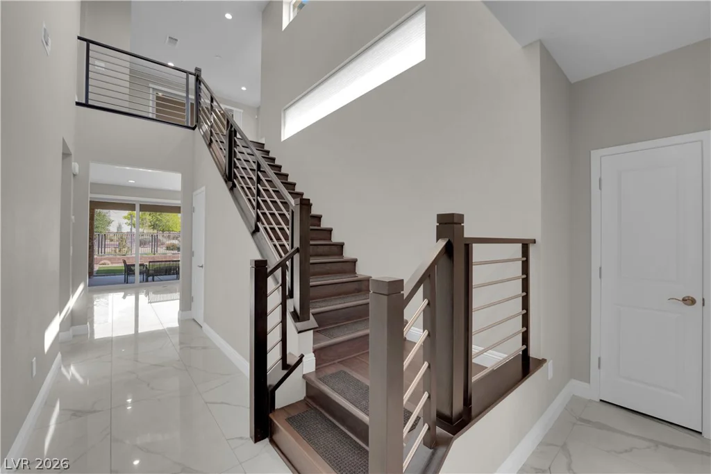 10254 Kesington, Las Vegas, NV 89135
