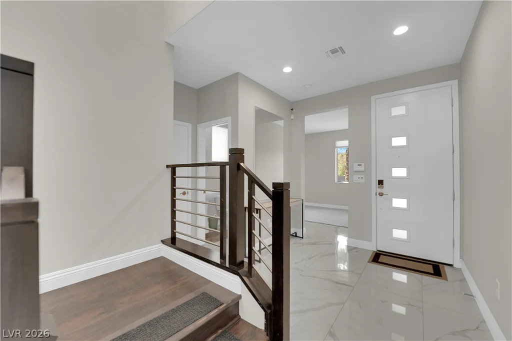 10254 Kesington, Las Vegas, NV 89135