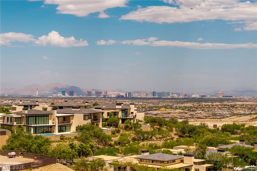 11785 Discovery Canyon, Las Vegas, NV 89135