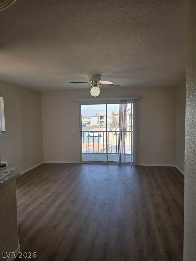 3953 Rebecca Raiter, Las Vegas, NV 89110