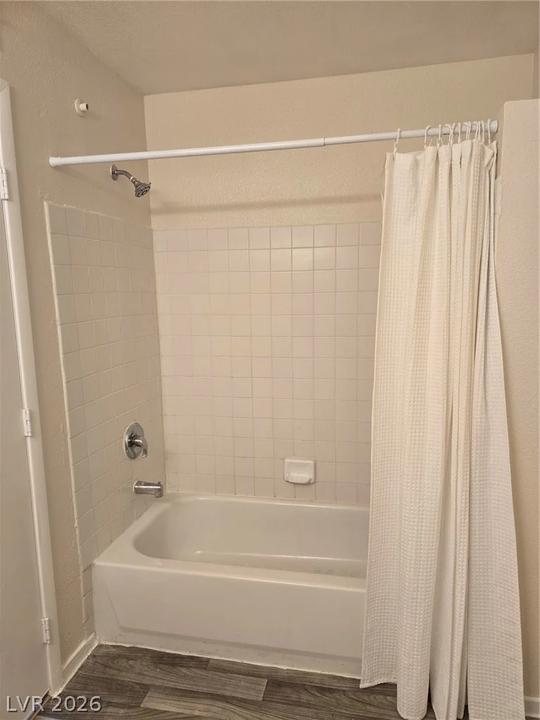 3953 Rebecca Raiter, Las Vegas, NV 89110