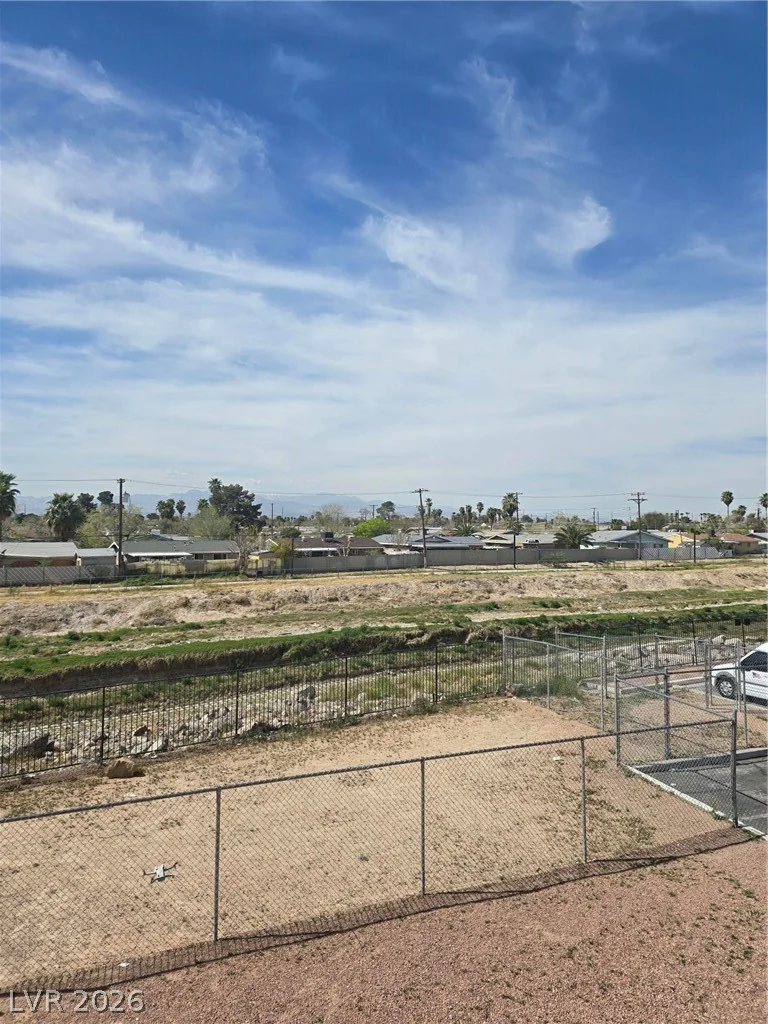 3953 Rebecca Raiter, Las Vegas, NV 89110
