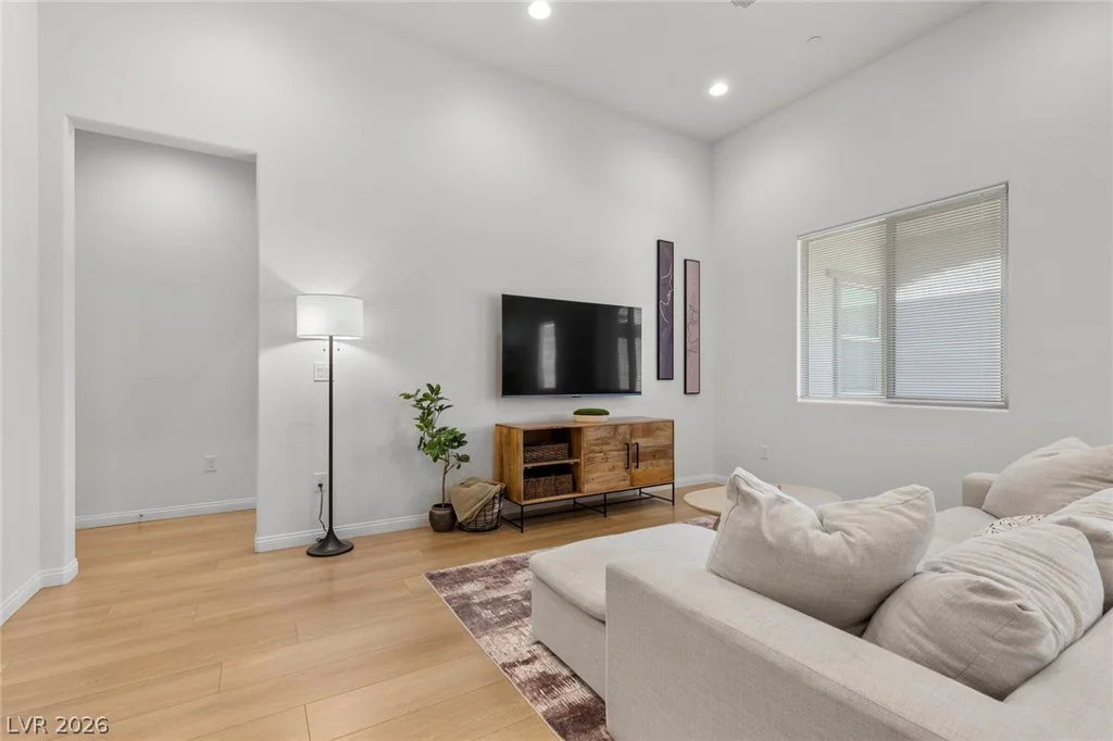 10141 Zeta Tucana, Las Vegas, NV 89143