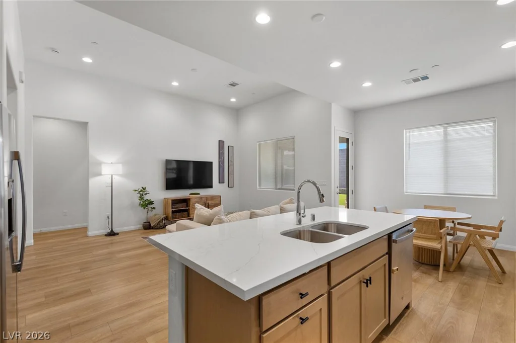 10141 Zeta Tucana, Las Vegas, NV 89143