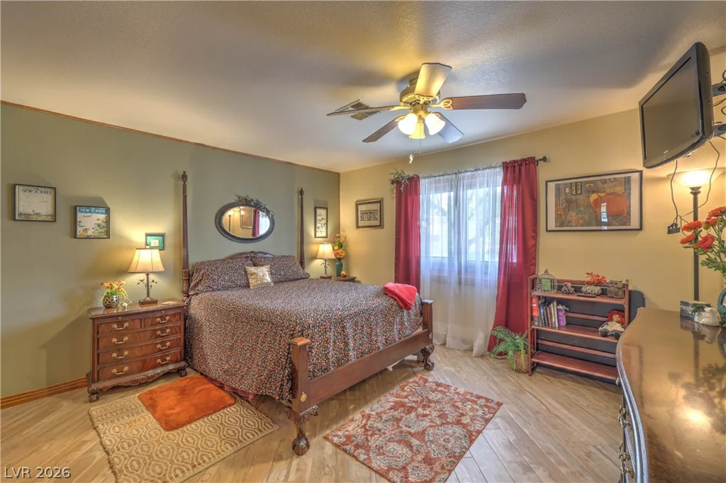8020 La Cienega, Las Vegas, NV 89123