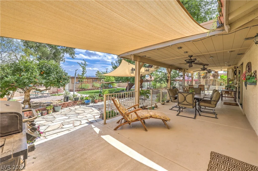 8020 La Cienega, Las Vegas, NV 89123