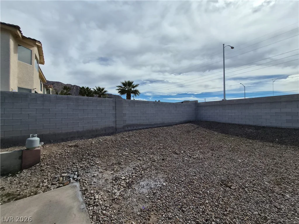 6413 Mahogany Peak, Las Vegas, NV 89110