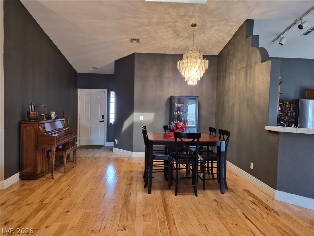 6413 Mahogany Peak, Las Vegas, NV 89110