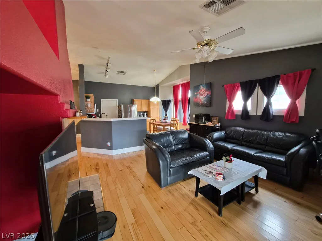 6413 Mahogany Peak, Las Vegas, NV 89110
