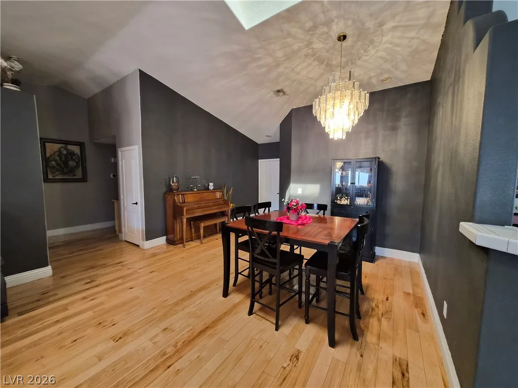6413 Mahogany Peak, Las Vegas, NV 89110