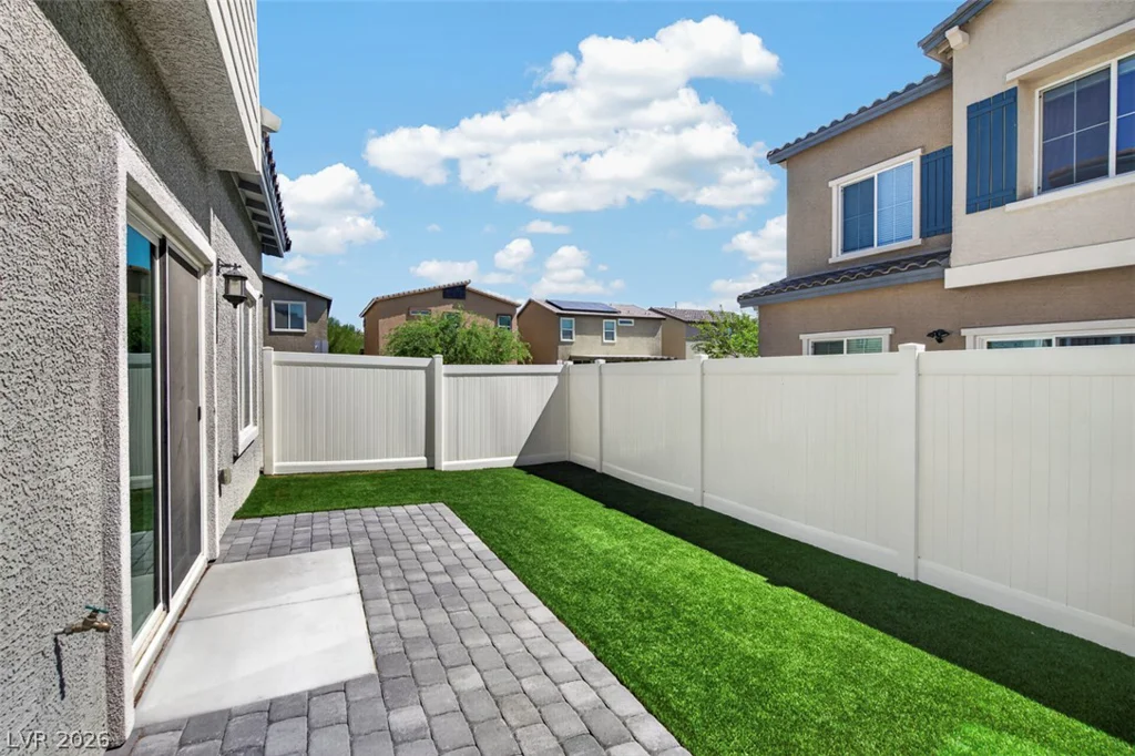 7318 Decatur, Las Vegas, NV 89131