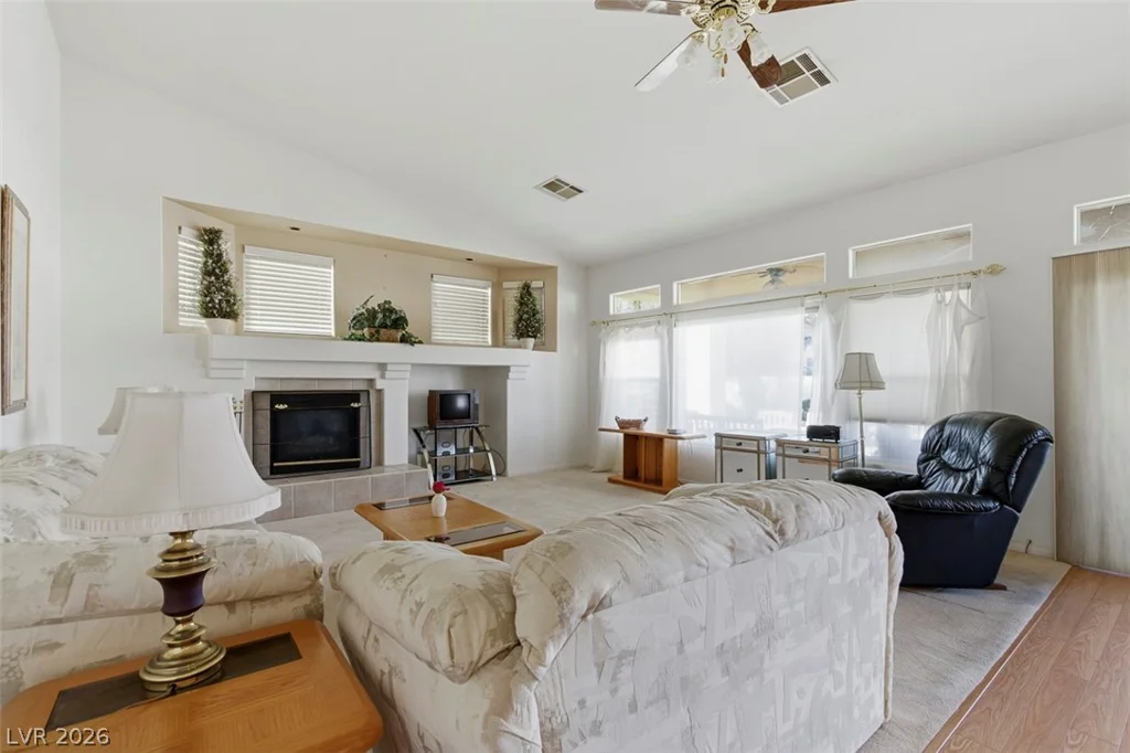 7430 Bisonwood, Las Vegas, NV 89131