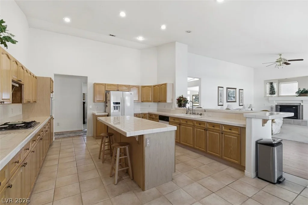 7430 Bisonwood, Las Vegas, NV 89131