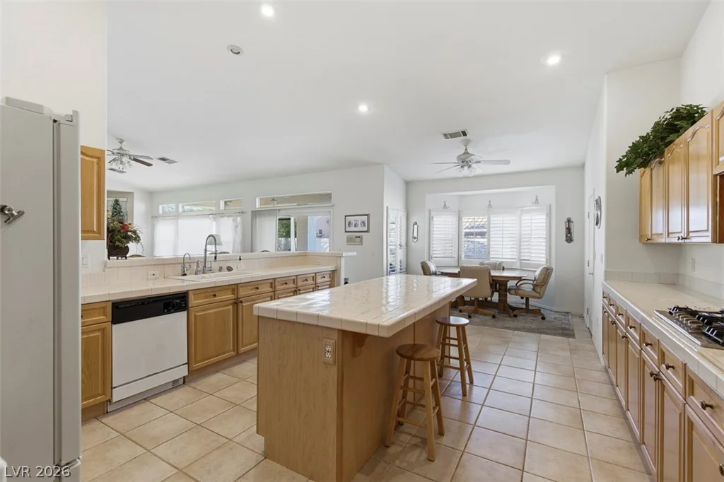 7430 Bisonwood, Las Vegas, NV 89131