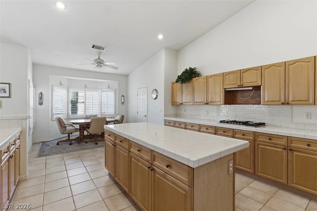 7430 Bisonwood, Las Vegas, NV 89131