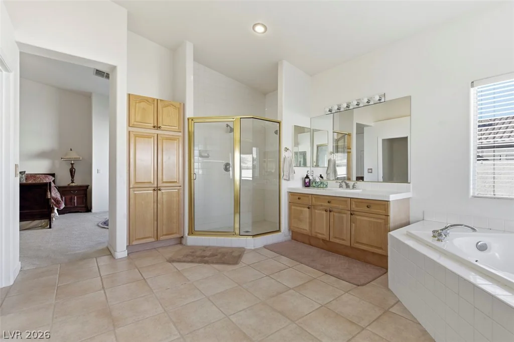 7430 Bisonwood, Las Vegas, NV 89131