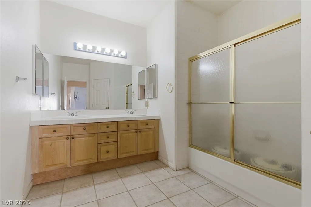 7430 Bisonwood, Las Vegas, NV 89131