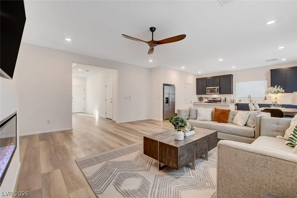 5888 Becklow Gardens, Las Vegas, NV 89141