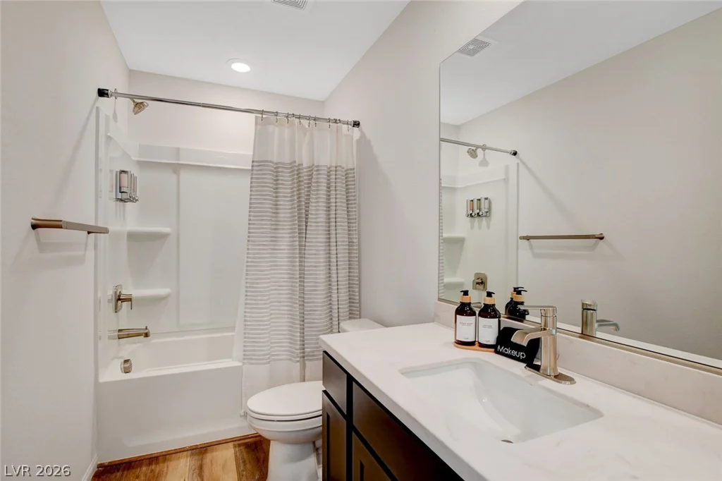 5888 Becklow Gardens, Las Vegas, NV 89141