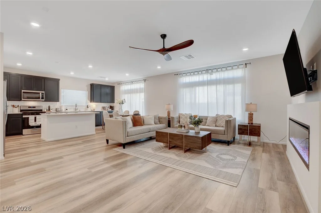 5888 Becklow Gardens, Las Vegas, NV 89141