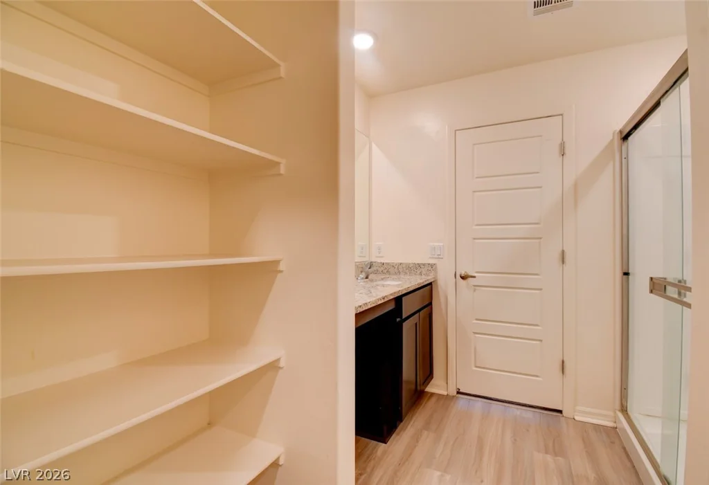 4924 Goldfield, North Las Vegas, NV 89031