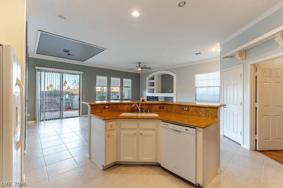 252 Spring River, Las Vegas, NV 89123