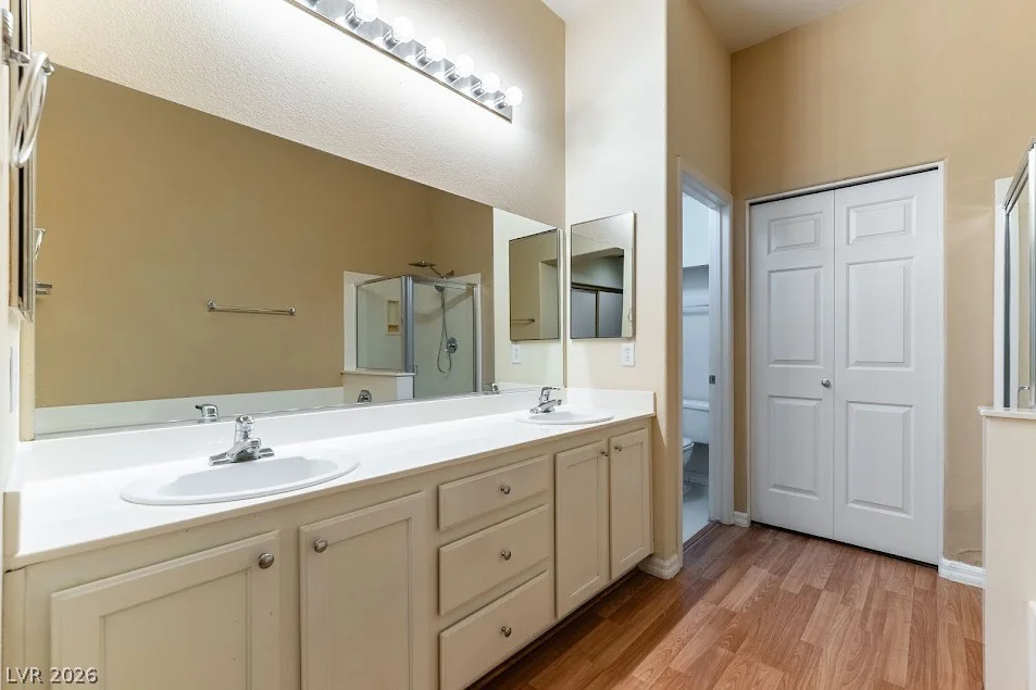252 Spring River, Las Vegas, NV 89123