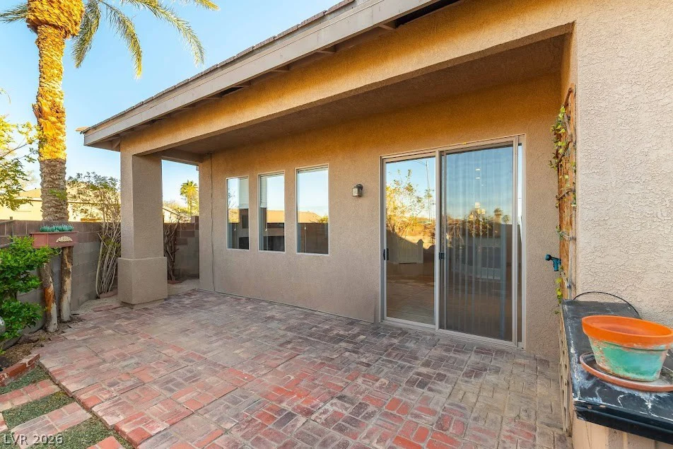 252 Spring River, Las Vegas, NV 89123
