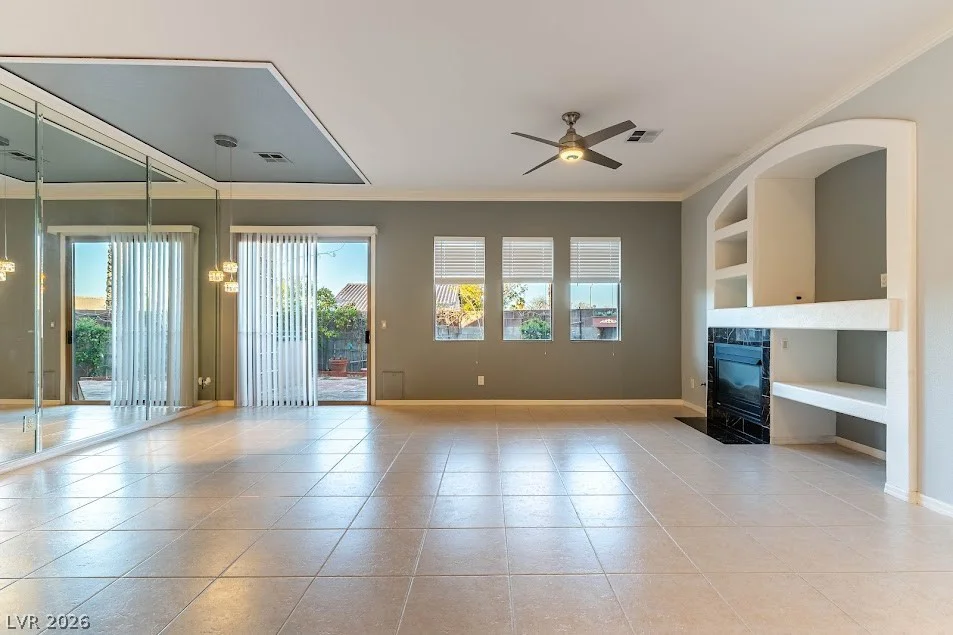 252 Spring River, Las Vegas, NV 89123