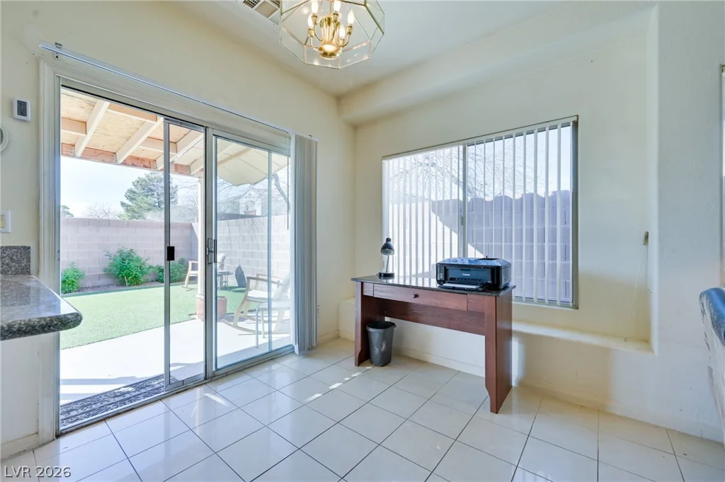 5811 Golden Wing, Las Vegas, NV 89113