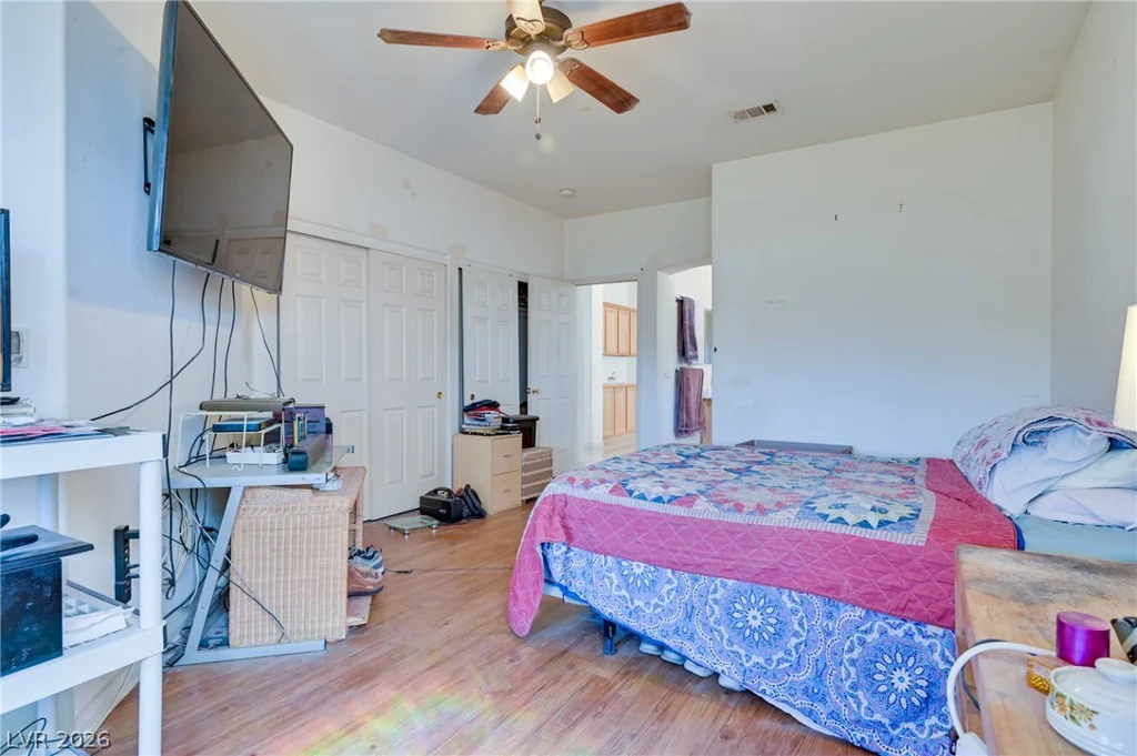 5811 Golden Wing, Las Vegas, NV 89113