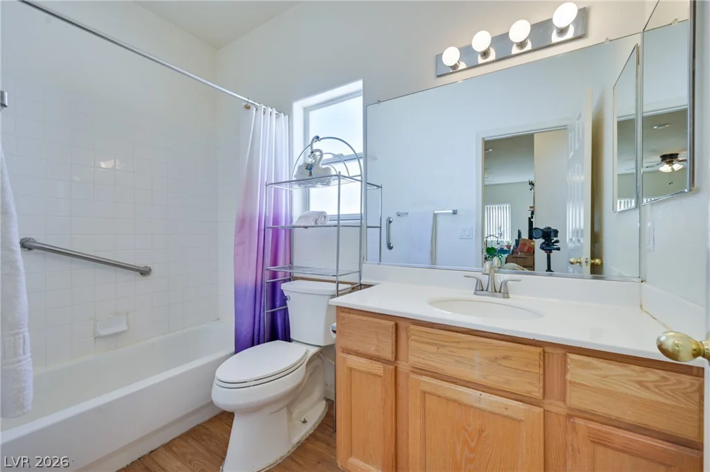 5811 Golden Wing, Las Vegas, NV 89113
