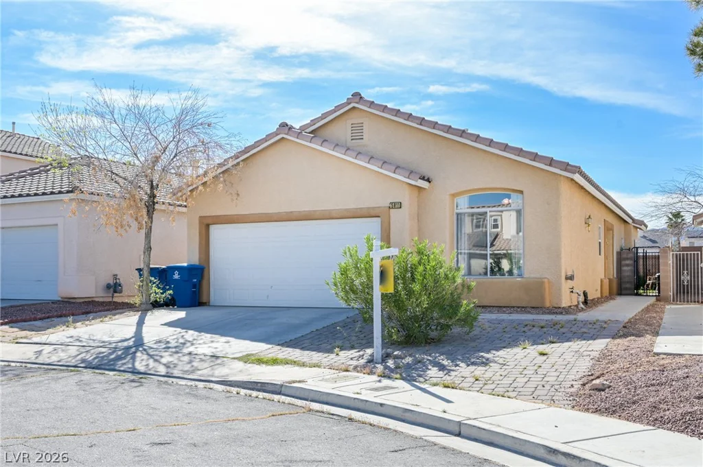 5811 Golden Wing, Las Vegas, NV 89113