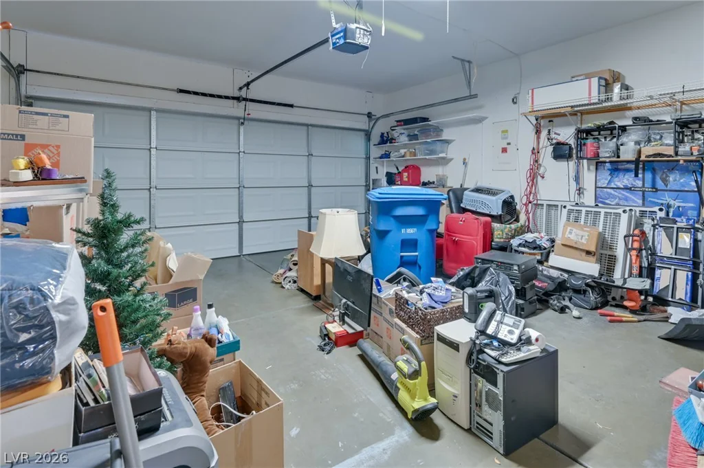 5811 Golden Wing, Las Vegas, NV 89113