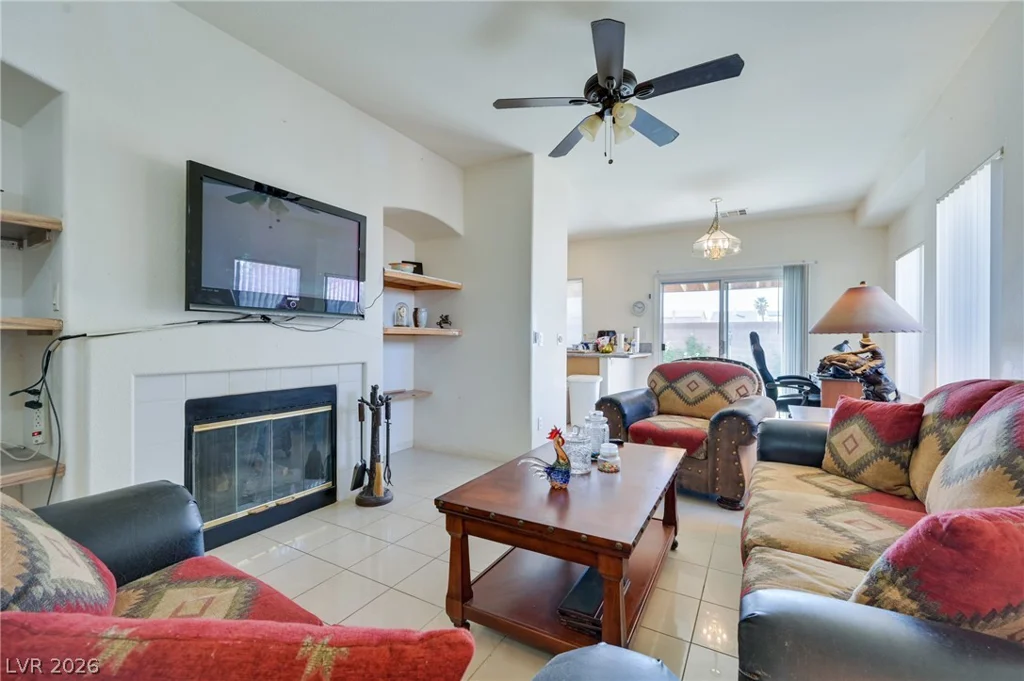 5811 Golden Wing, Las Vegas, NV 89113