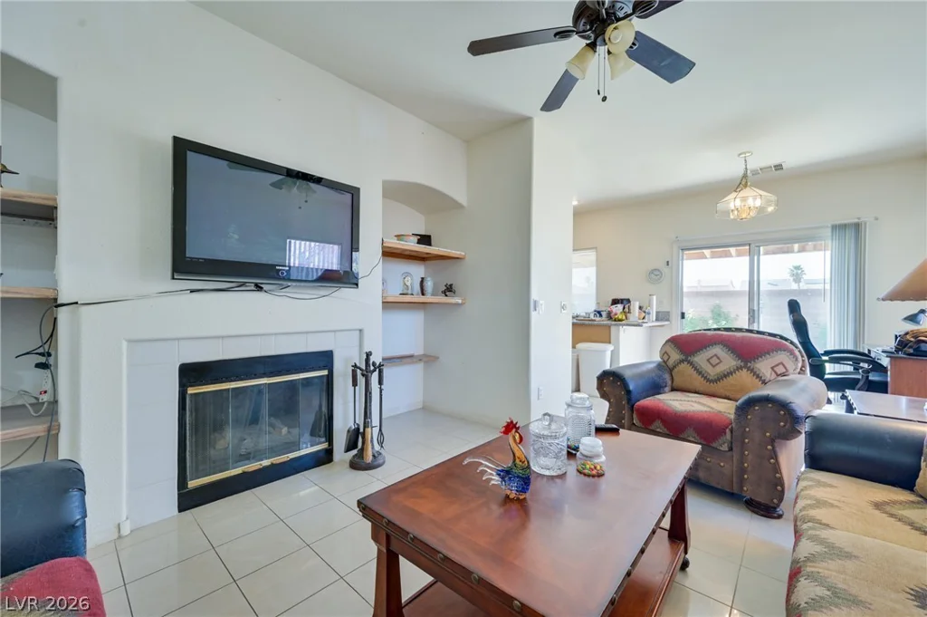 5811 Golden Wing, Las Vegas, NV 89113