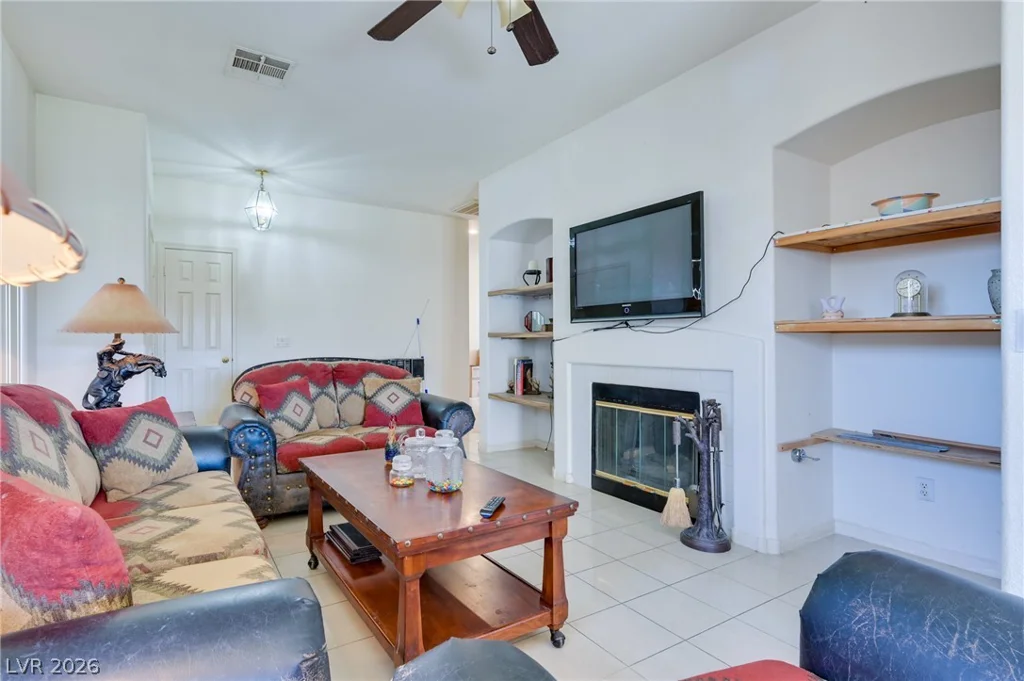 5811 Golden Wing, Las Vegas, NV 89113