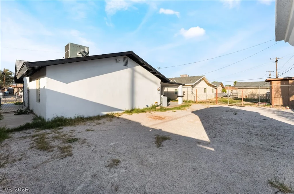 3215 Dillon, North Las Vegas, NV 89030