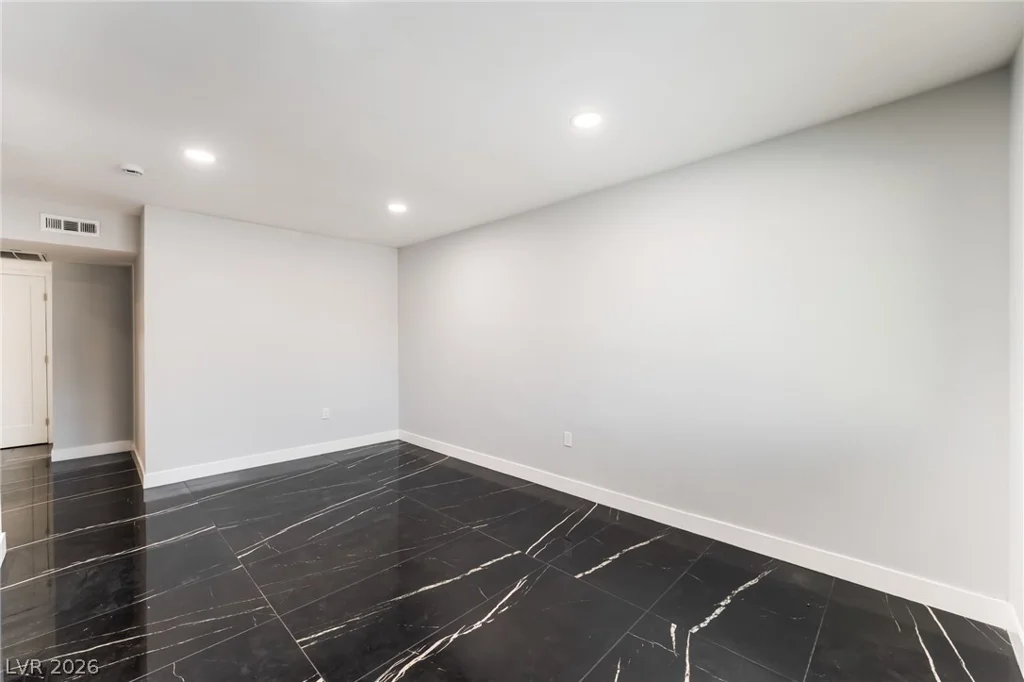 3215 Dillon, North Las Vegas, NV 89030