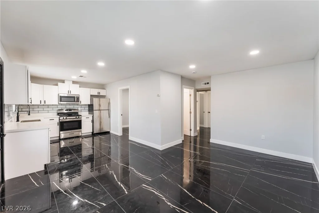 3215 Dillon, North Las Vegas, NV 89030